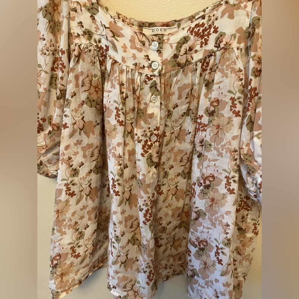 Doen Bay Top in Canyon Floral - Picture 4 of 7